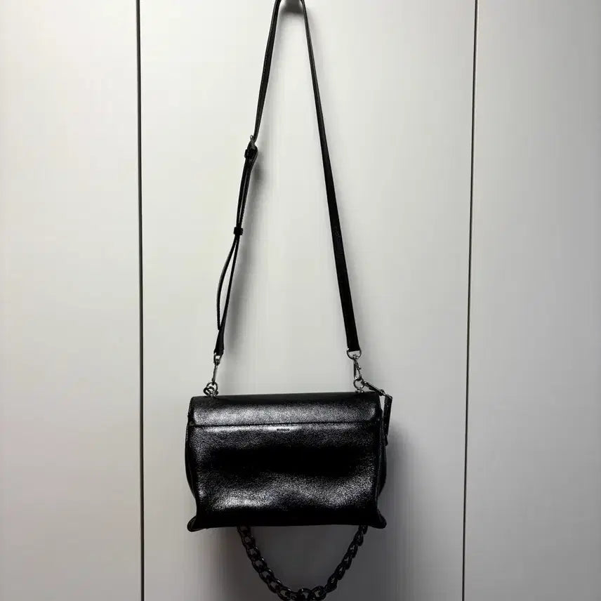 [BUNJANG] Vunque Baguette Shoulder Bag Small Black + Chain / 분크 바게트 숄더 백 스몰 블랙 +체인
