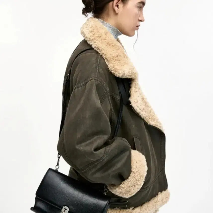 [BUNJANG] Vunque Baguette Shoulder Bag Small Black + Chain / 분크 바게트 숄더 백 스몰 블랙 +체인