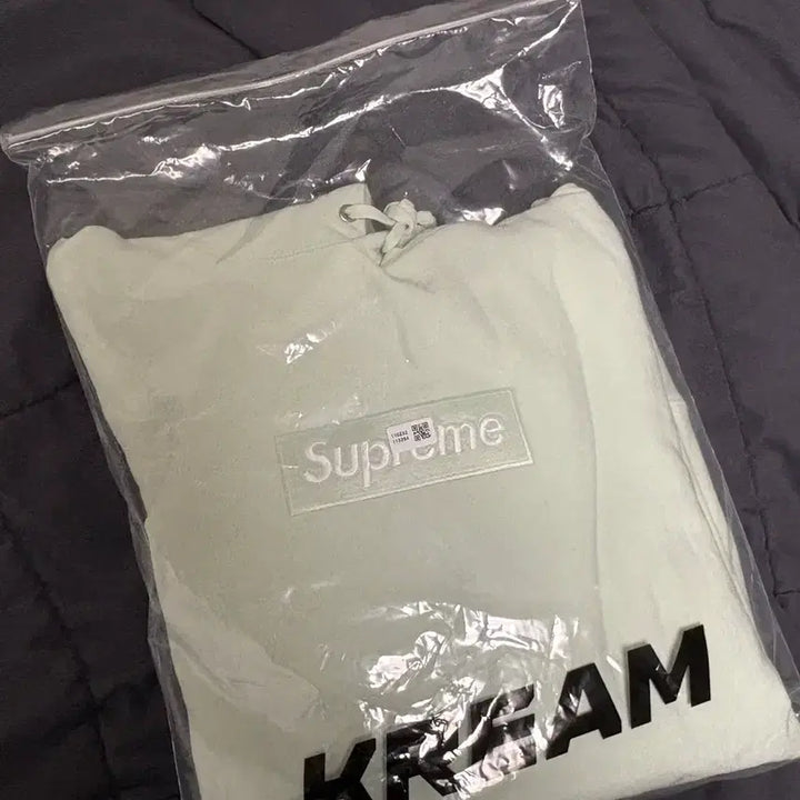 [BUNJANG] Supreme Box Logo Hoodie Sweatshirt Light Green / [새상품/ L] 슈프림 박스로고 후드 스웨트셔츠 라이트 그린 - 23FW