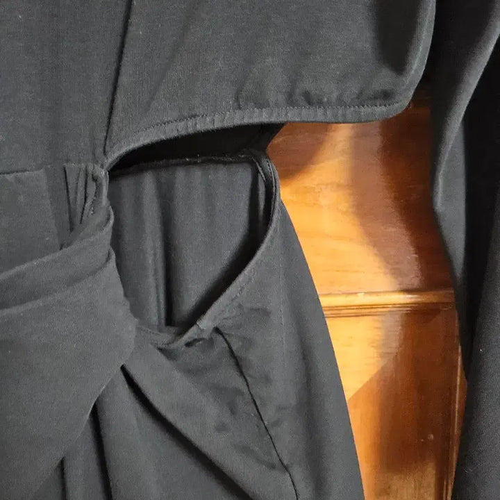 [BUNJANG] COS Waist Cut-Out Long Dress / 코스  허리컷아웃 롱 원피스