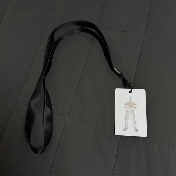[BUNJANG] Kanye West Concert VIP Exclusive Necklace + Keyring Set / 칸예웨스트 콘서트 VIP 전용 MD 목걸이 + 키링 새상품