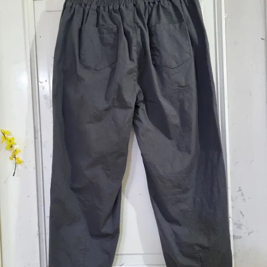 [BUNJANG] Elastic Waist Straight Leg Pants - Charcoal / 여름. 스판 밴딩. 면. 일자통바지. 허리30까지.  먹색
