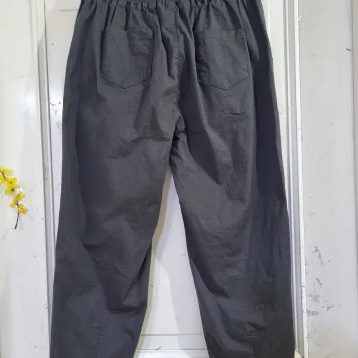[BUNJANG] Elastic Waist Straight Leg Pants - Charcoal / 여름. 스판 밴딩. 면. 일자통바지. 허리30까지.  먹색