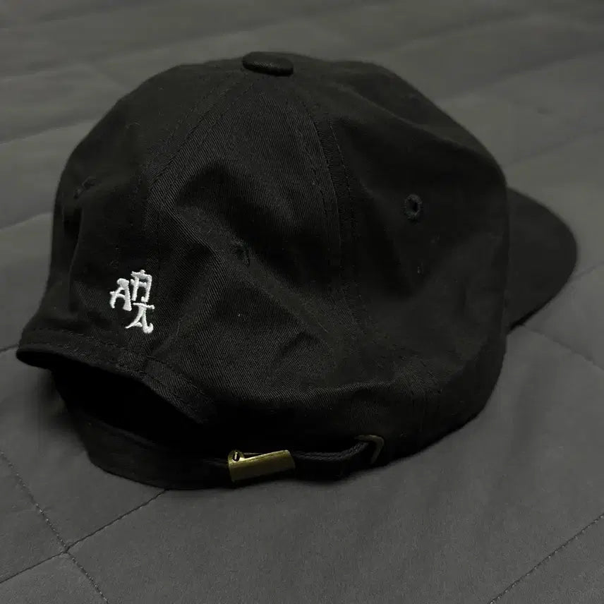 [BUNJANG] Hyukoh x Sunset Rollercoaster AAA Concert MD Hologram Ball Cap Black / 혁오x선셋 롤러코스터 AAA 콘서트 MD 홀로그램 볼캡 블랙 새상품