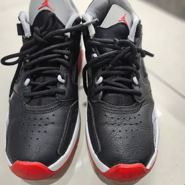 [BUNJANG] Jordan Black/Red Basketball Shoes / 조던 블랙/레드 농구화