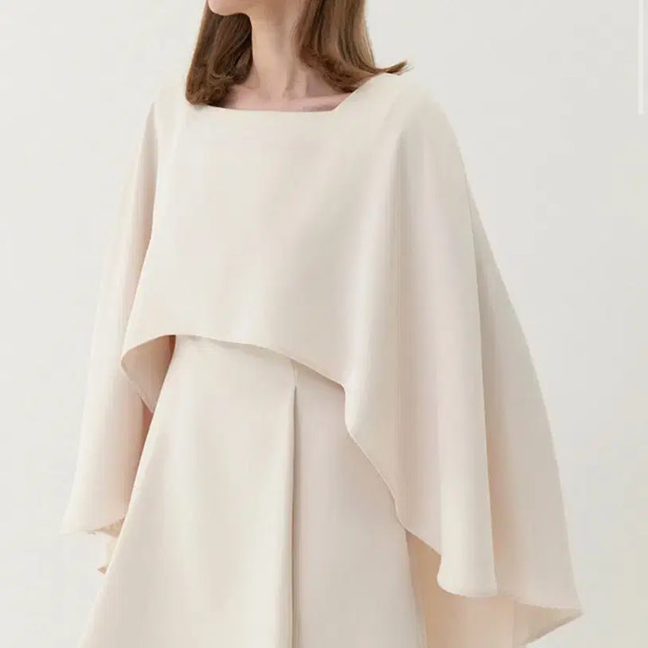 [BUNJANG] Grace Yu Ivory Cape / <새상품>그레이스유 아이보리 케이프