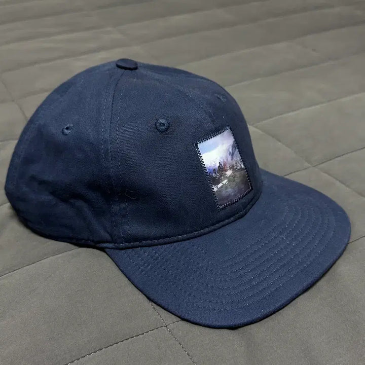 [BUNJANG] Hyukoh x Sunset Rollercoaster AAA Concert MD Hologram Ball Cap Navy / 혁오x선셋 롤러코스터 AAA 콘서트 MD 홀로그램 볼캡 네이비 새상품