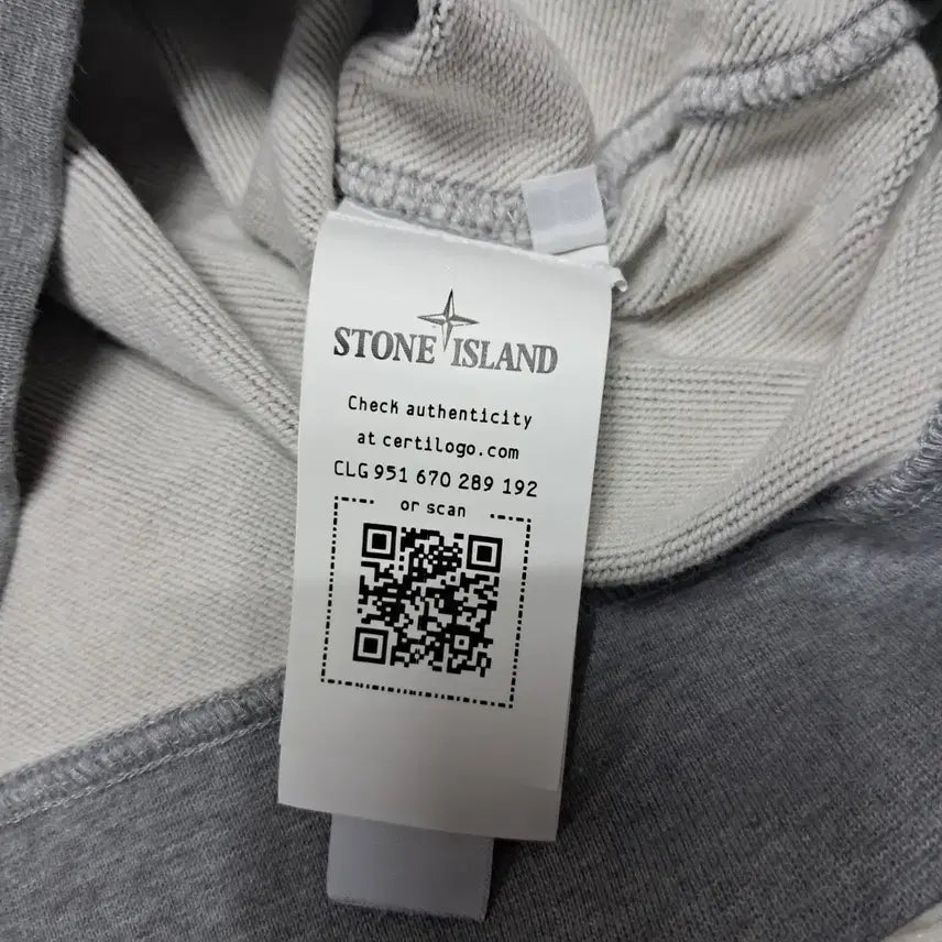 [SOLD OUT] 스톤아일랜드 맨투맨 L 거의새상품 정품 급처