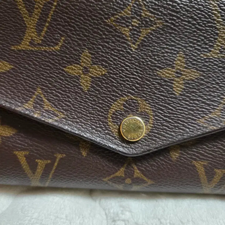 [BUNJANG] Louis Vuitton Chain Wallet Crossbody Bag / 풀박/루이비통 장지갑 겸 체인백.루이비통 가방 크로스백.숄더백