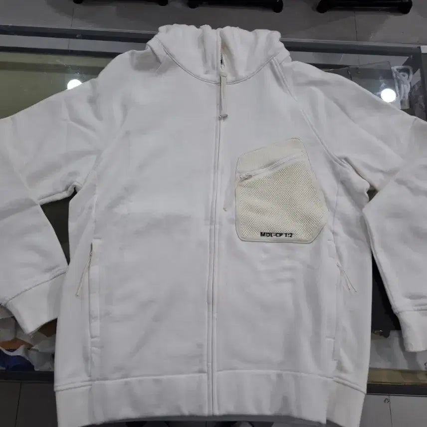 [BUNJANG] C.P. Company White Cotton Hooded Zip-Up Jacket XL / CP컴퍼니 화이트 후드집업(xl)