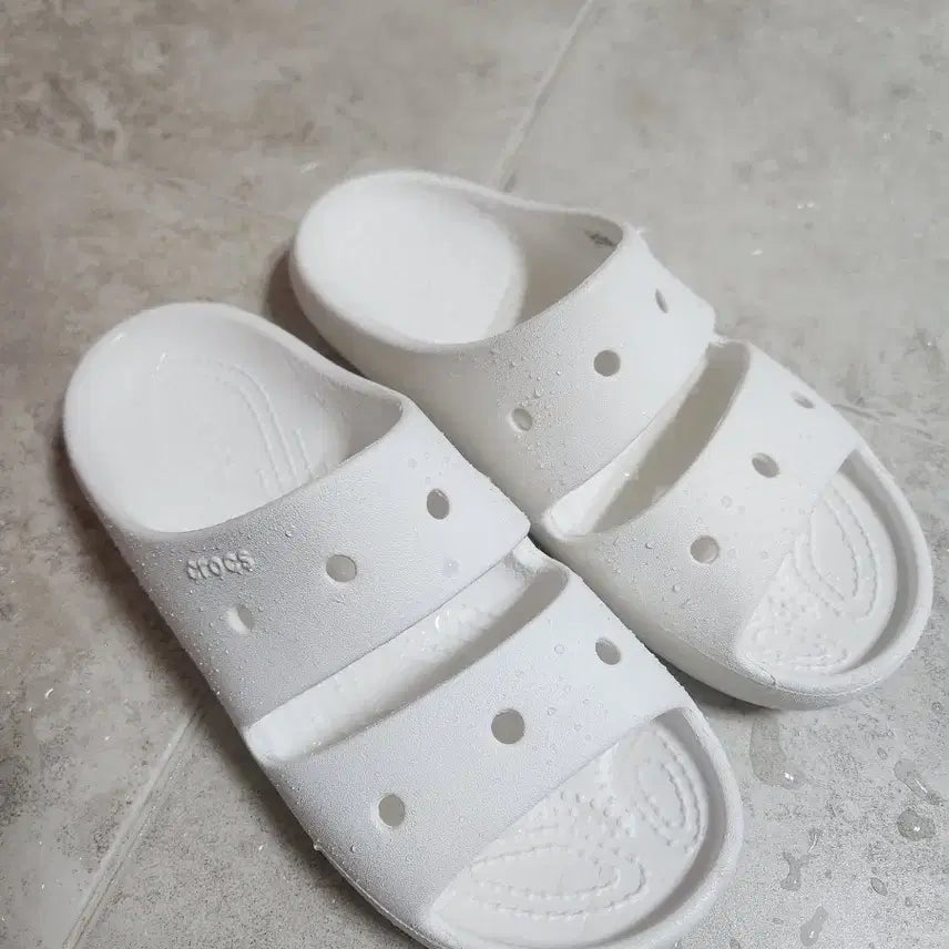 [SOLD OUT] 크록스 바야 슬라이드 230~235(반택포)