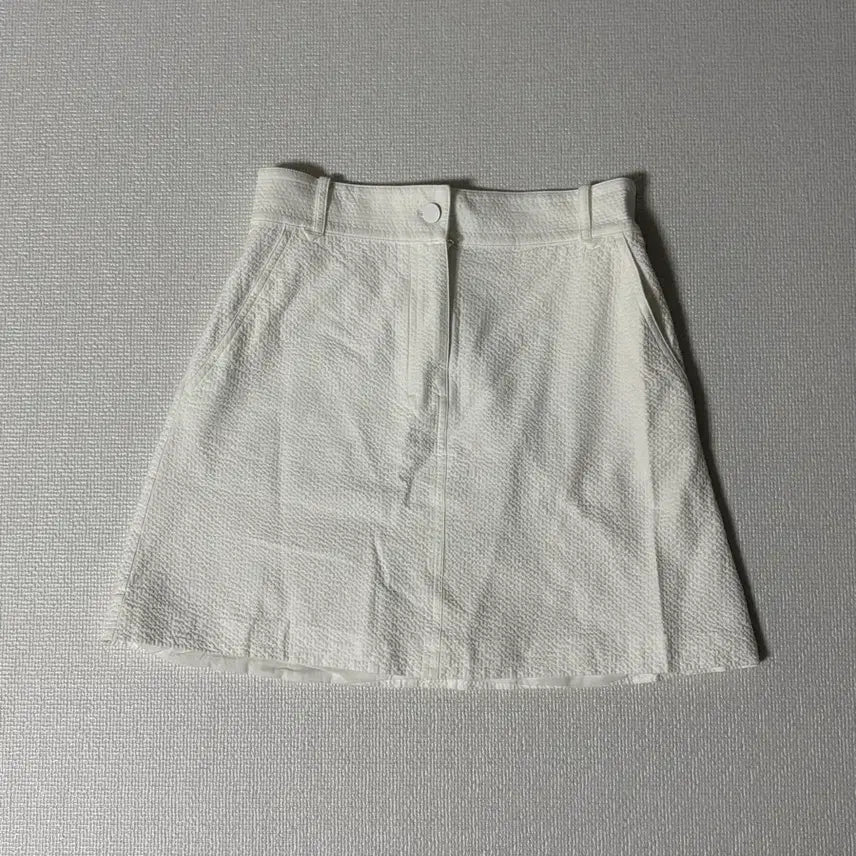 [BUNJANG] COS Seersucker Mini Skirt / COS 코스 화이트 시어서커 미니 스커트