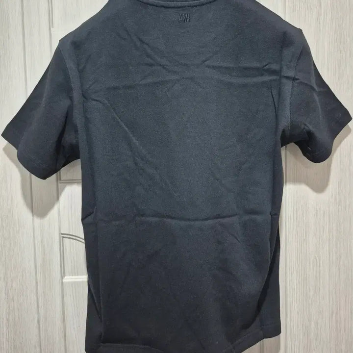 [BUNJANG] AMI Small Heart T-shirt Black XS / 아미 스몰 하트 반팔티 블랙 XS 새상품