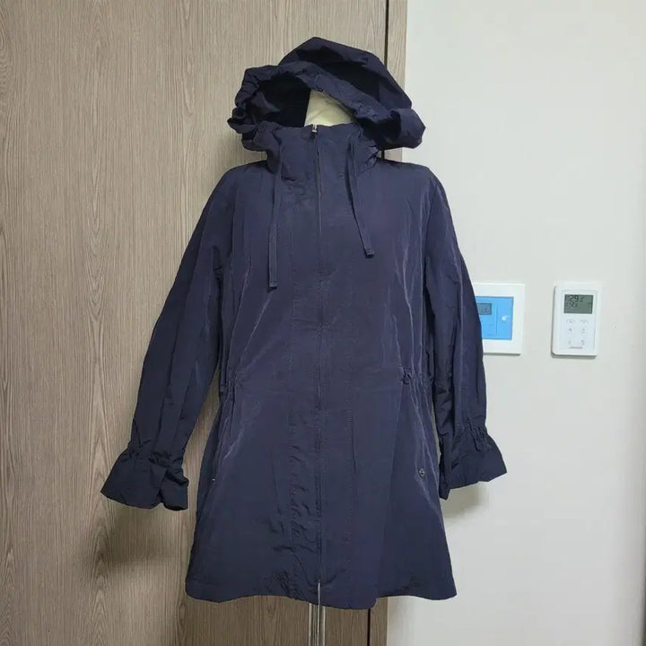 [BUNJANG] Beanpole Hooded Windbreaker Jacket Deep Navy / 빈폴 바스락 딥네이비 후드  야상 점퍼 바람막이