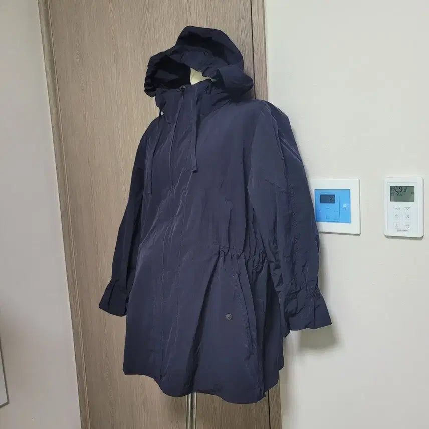 [BUNJANG] Beanpole Hooded Windbreaker Jacket Deep Navy / 빈폴 바스락 딥네이비 후드  야상 점퍼 바람막이