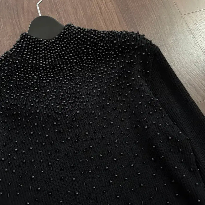 [BUNJANG] Sequin Beaded Ribbed Half-Turtle Neck Knit Top / 시퀸 비즈 골지 반폴라 니트