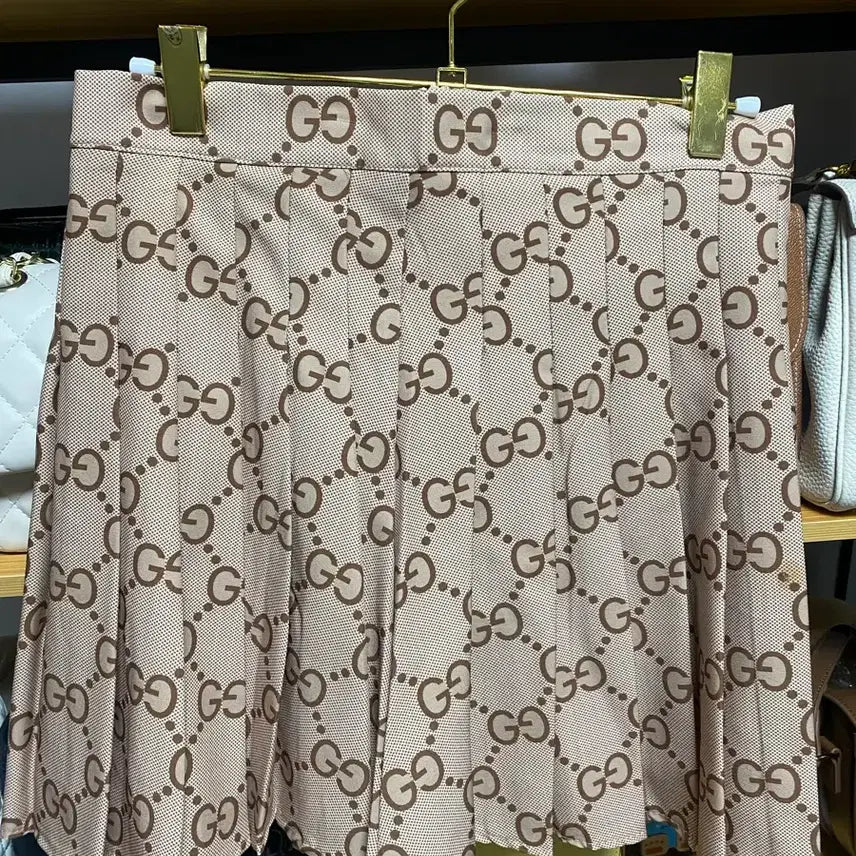[BUNJANG] Beige Patterned Pleated Skirt / 주름 스커트