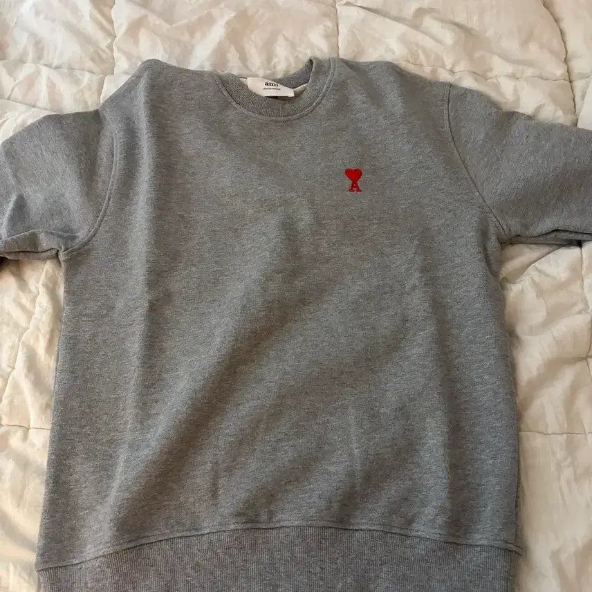 [BUNJANG] Ami Crewneck Sweatshirt Grey S / 회색 아미 맨투맨 S 스몰 그레이 ami 단순개봉