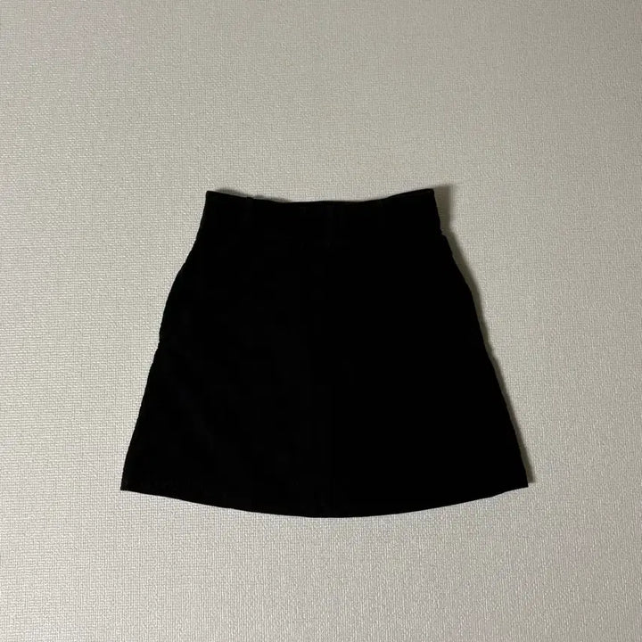 [BUNJANG] COS Seersucker Mini Skirt / COS 코스 블랙 시어서커 미니 스커트