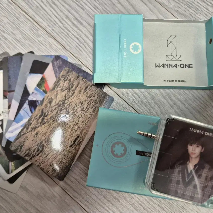 [SOLD OUT] 황민현 커버 워너원 키노 앨범