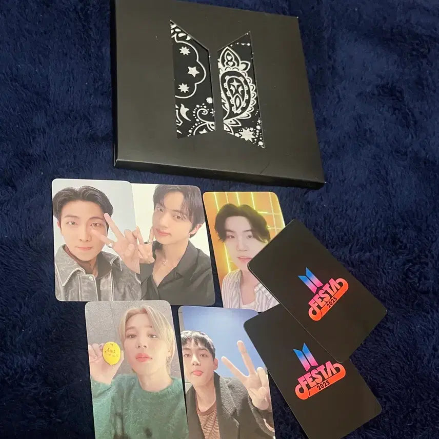 [BUNJANG] BTS 2025 Festa Photocard + Bandana Set / 방탄소년단 25년 페스타 아미존 포토카드 + 반다나 + 스티커 세트