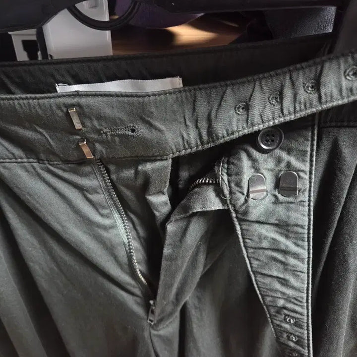 [BUNJANG] Beslow Gurkha Pants / 비슬로우 구르카팬츠