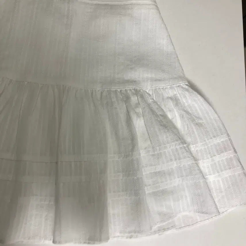 [BUNJANG] Shardrama Mini Skirt / (새상품)샤드라마 화이트 스커트