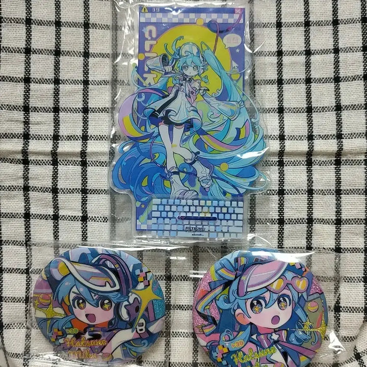 [BUNJANG] Hatsune Miku Don Quijote Limited Edition Digital Future Stand Badge Set / 하츠네 미쿠 돈키호테 한정판 디지털 퓨처 스탠드 배지