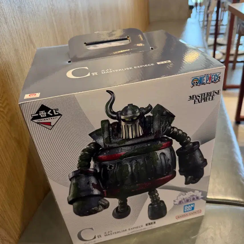 [SOLD OUT] 원피스 제일복권 상상하는 미래 C상 에메트 피규어