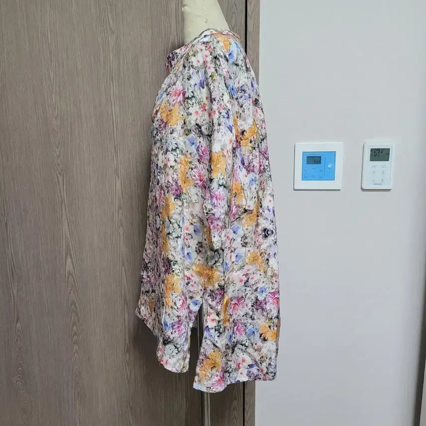 [BUNJANG] Rayon Flower Pattern Short Sleeve Blouse / 인견 플라워 패턴 반팔 블라우스