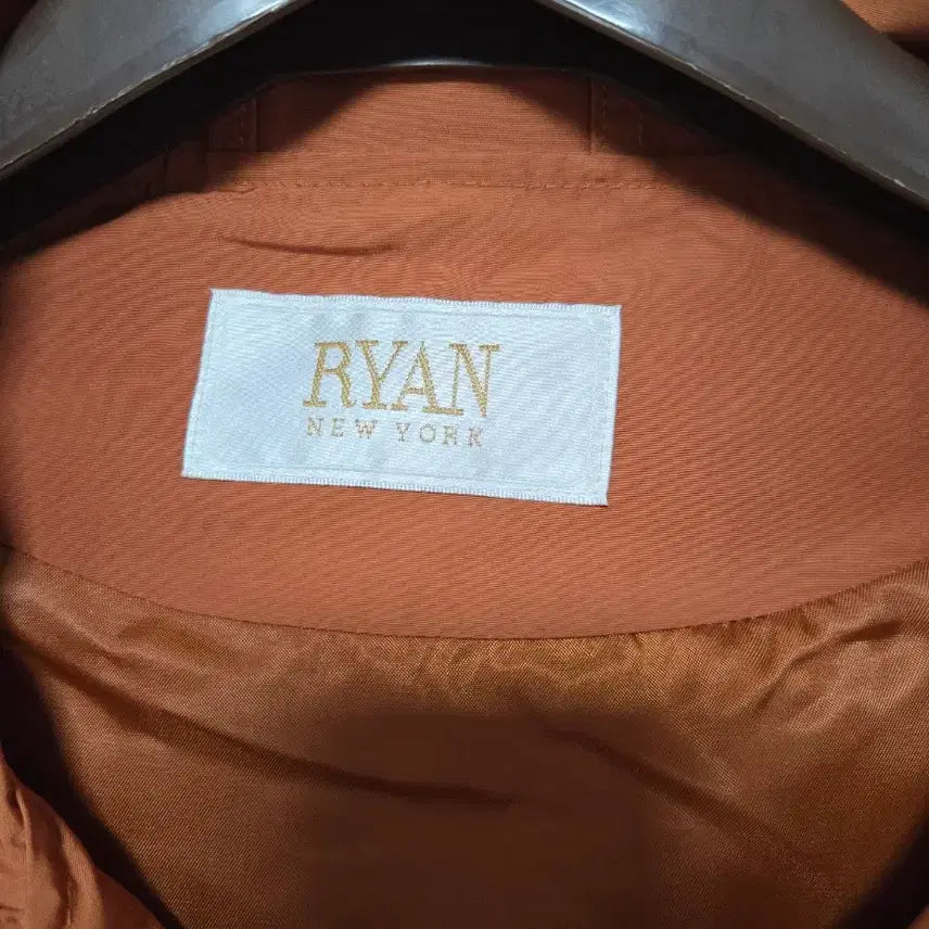 [BUNJANG] Rian Embroidered Hooded Jumper Orange Brown / 리안 자수후드점퍼 66  새제품
