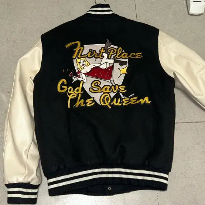 [BUNJANG] Flirt Place Varsity Jacket - Size M / Flirt place 바시티 자켓