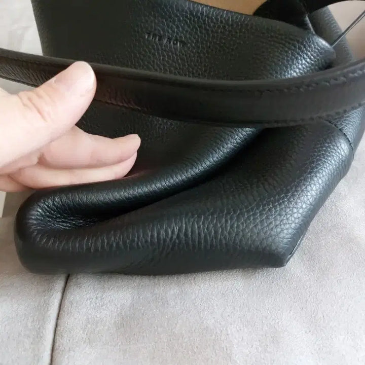 [BUNJANG] The Row Park Medium Bag / 더로우 파크백 미둠