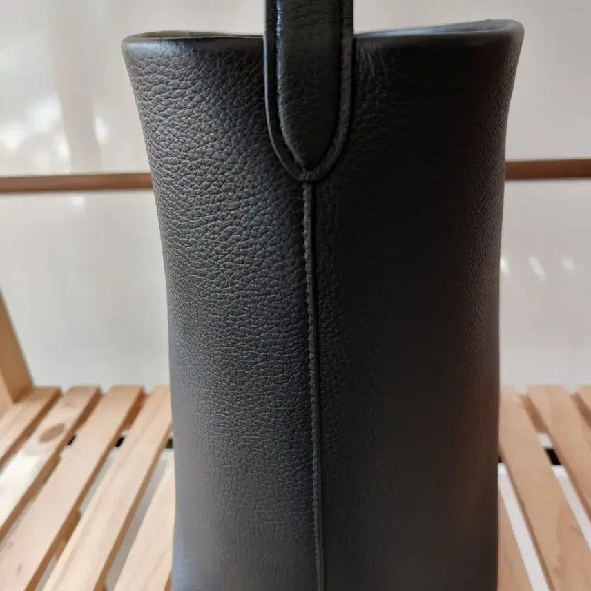 [BUNJANG] The Row Park Medium Bag / 더로우 파크백 미둠