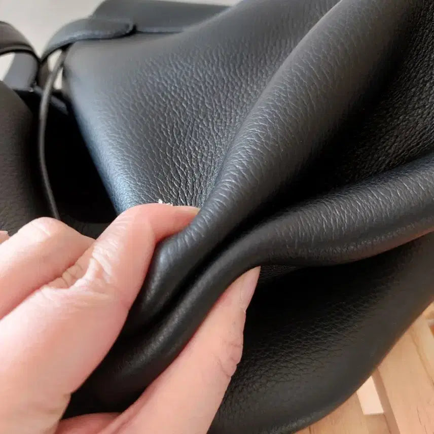 [BUNJANG] The Row Park Medium Bag / 더로우 파크백 미둠