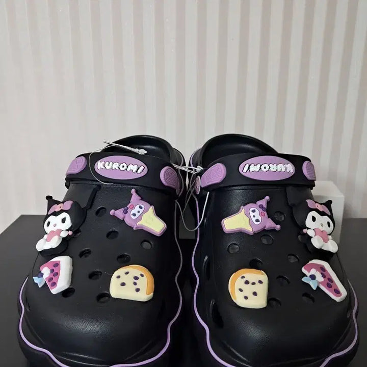 [BUNJANG] Sanrio Kuromi Jibbitz Sandals - Size 230 - New / 산리오 쿠로미 샌들 지비츠 장식 샌들 230 새상품