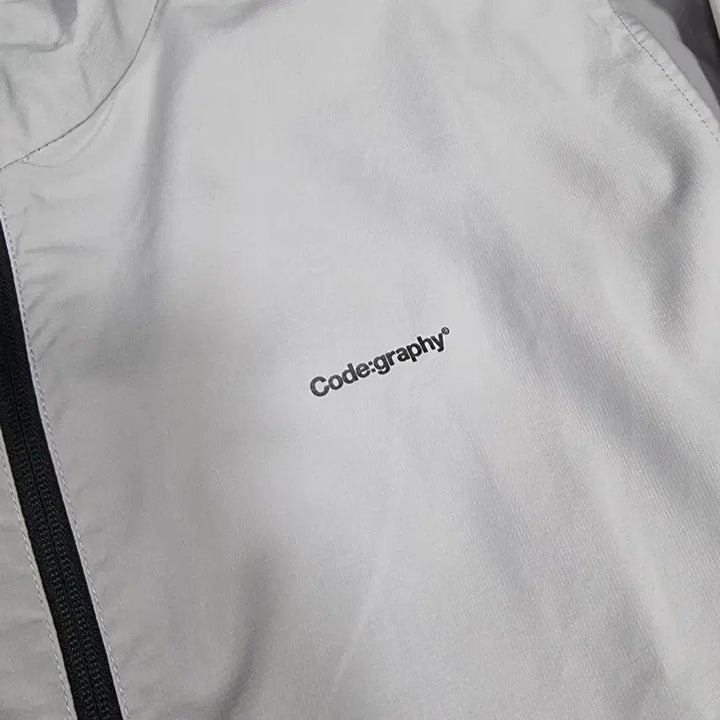 [BUNJANG] CGP Code Graphic Gray Windbreaker L / CGP 코드그라피 그레이 바람막이