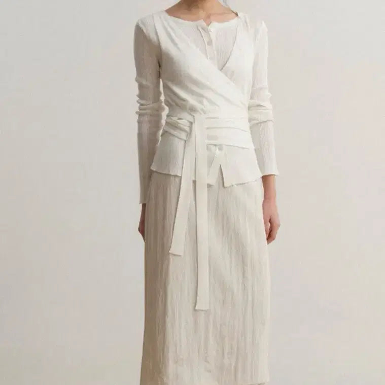 [BUNJANG] TOWAVASE Ivory Wrap Cardigan Set / 토와브 랩 가디건 세트 아이보리