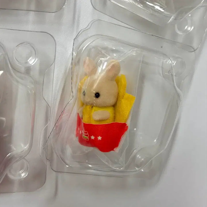 [BUNJANG] Sylvanian Families Baby Hamburger Store Blind Bag Set Bundle / 실바니안 아기 햄버거 가게 감자튀김 미개봉