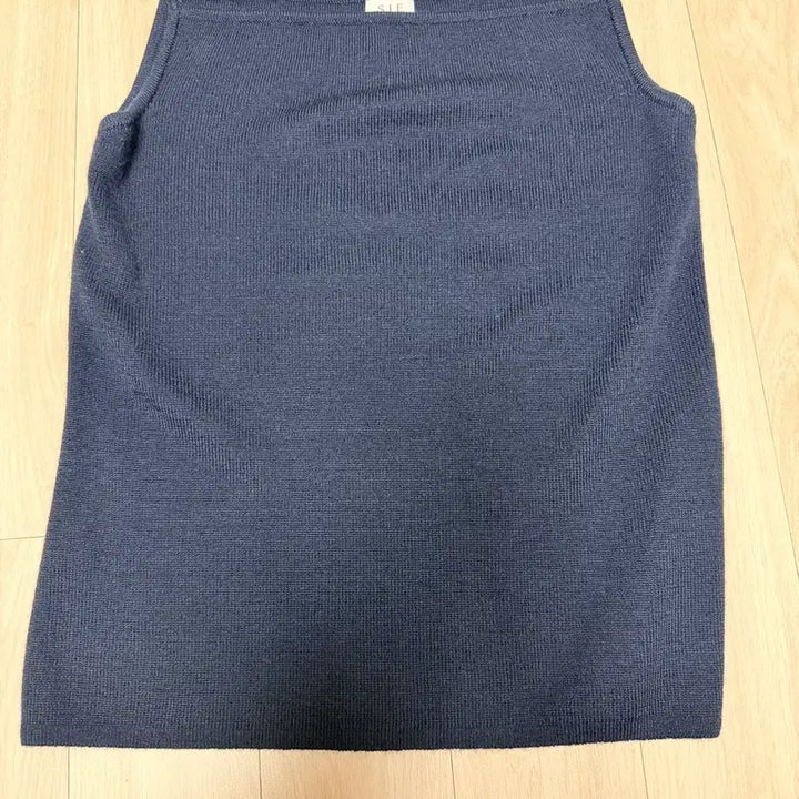 [BUNJANG] Sii Ireen Tank Top / 시에 아이린 나시 s