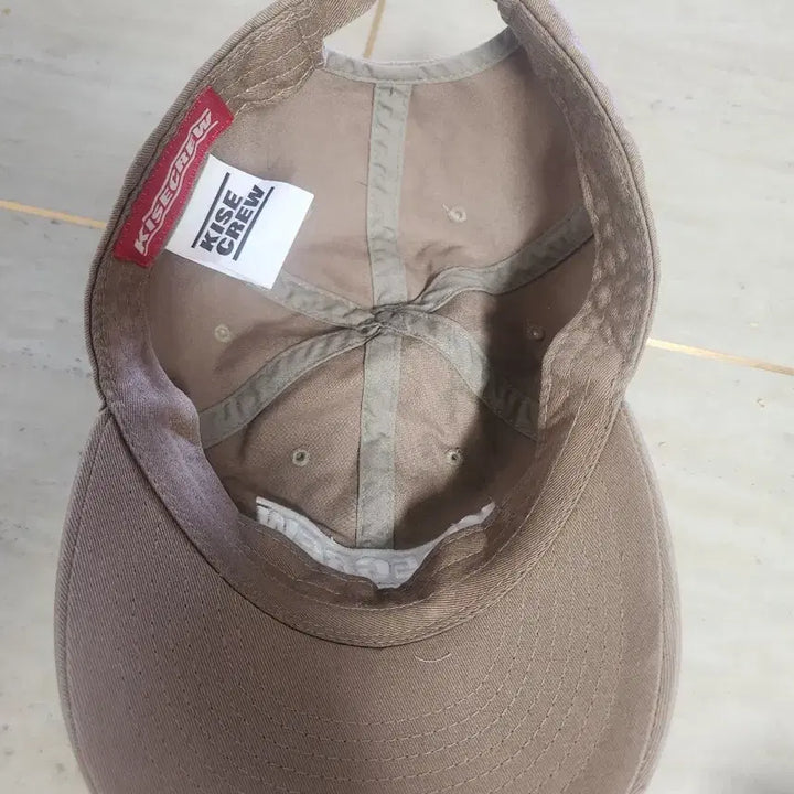 [BUNJANG] KISECREW Beige Ball Cap Hat / KISECREW 볼캡 베이지색 모자