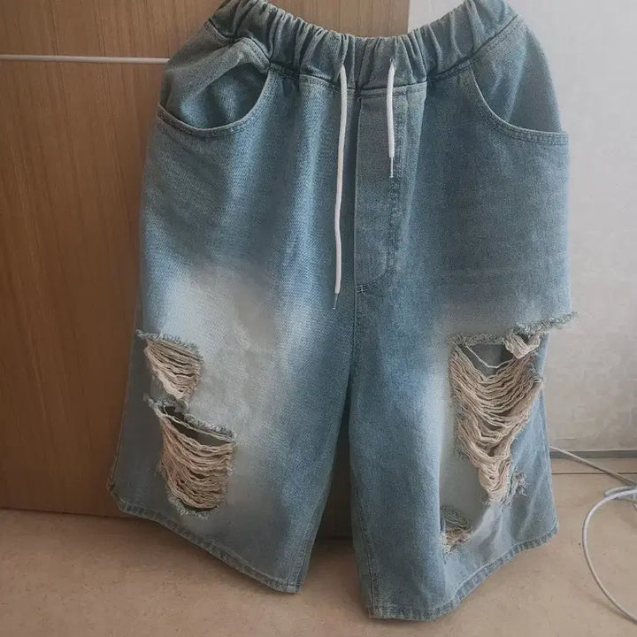 [BUNJANG] Unbranded Denim Shorts / 웨인 버뮤다  데님 반바지 (밴딩)99가능