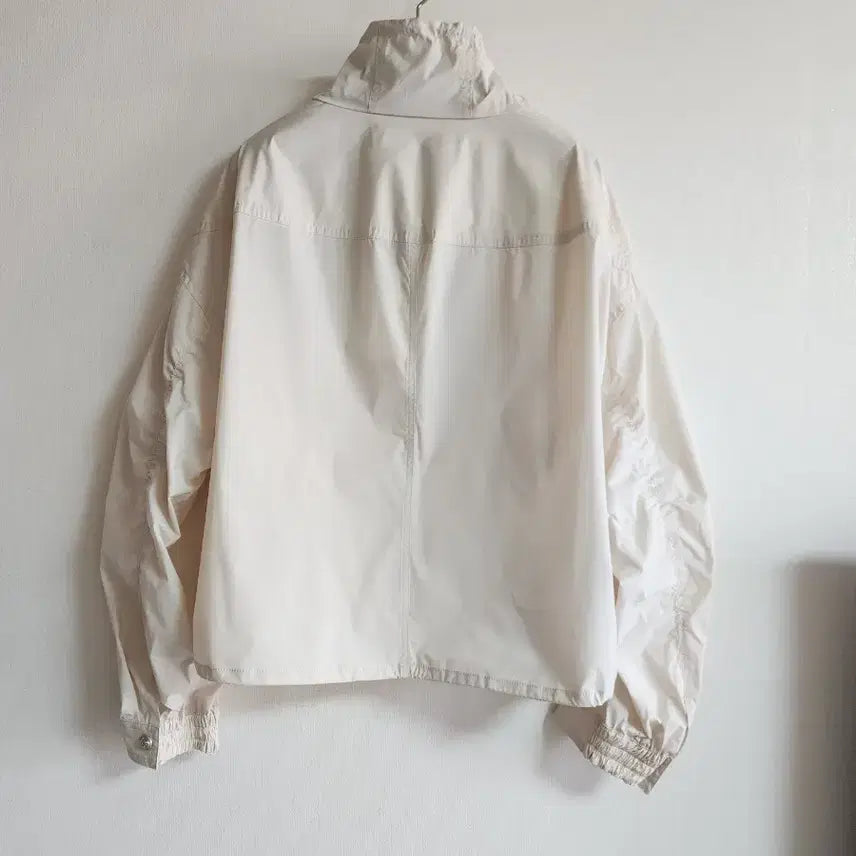 [SOLD OUT] (새상품)한섬 TIME 타임 지퍼셔링 모크넥 탑 아노락 스타일