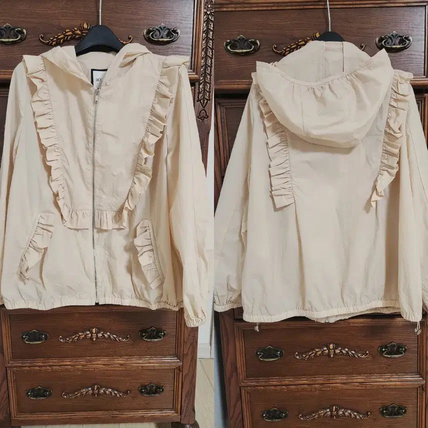 [BUNJANG] RENEEVON Frill Detail Spring/Summer Lightweight Windbreaker Jacket / 상태최상 레니본 RENEEVON 프릴 디테일 봄 여름 바람막이점퍼