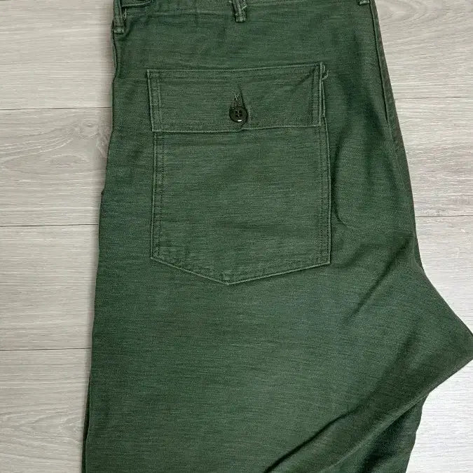 [SOLD OUT] 오어슬로우 퍼티그 반바지 xxl