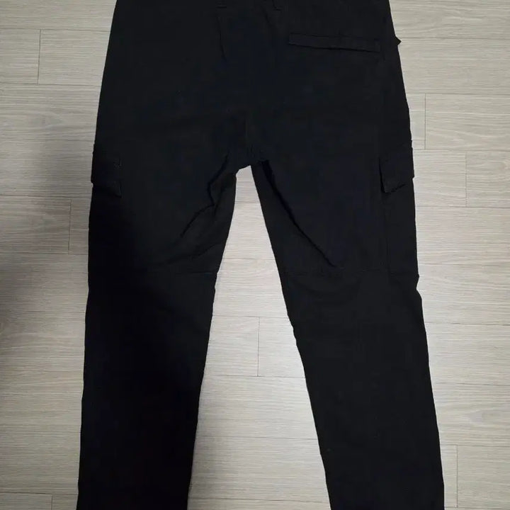 [SOLD OUT] [백화점판] STONE ISLAND 스톤아일랜드 카고 팬츠 바지