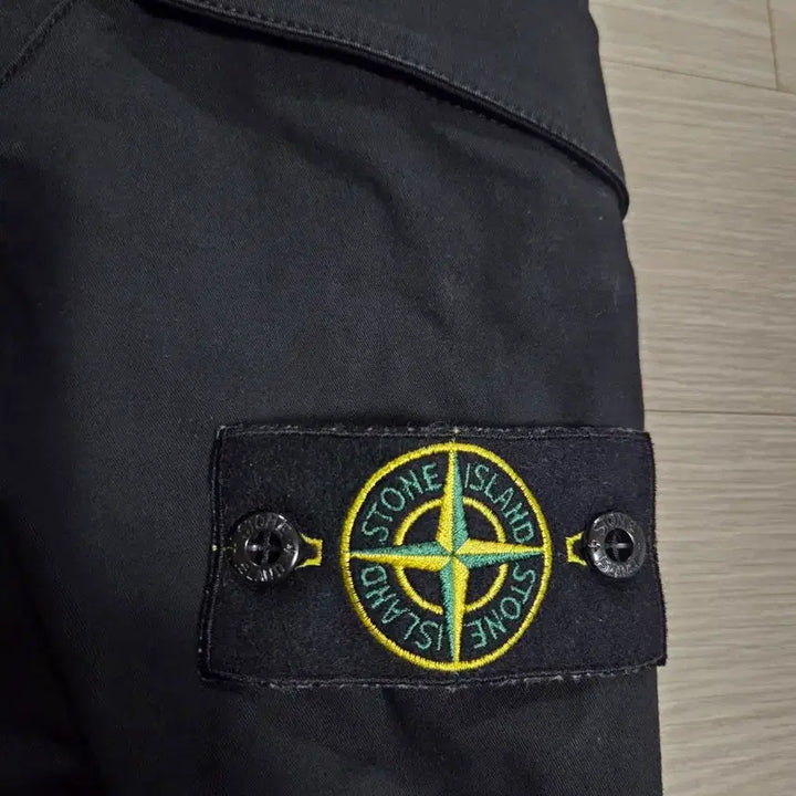 [SOLD OUT] [백화점판] STONE ISLAND 스톤아일랜드 카고 팬츠 바지