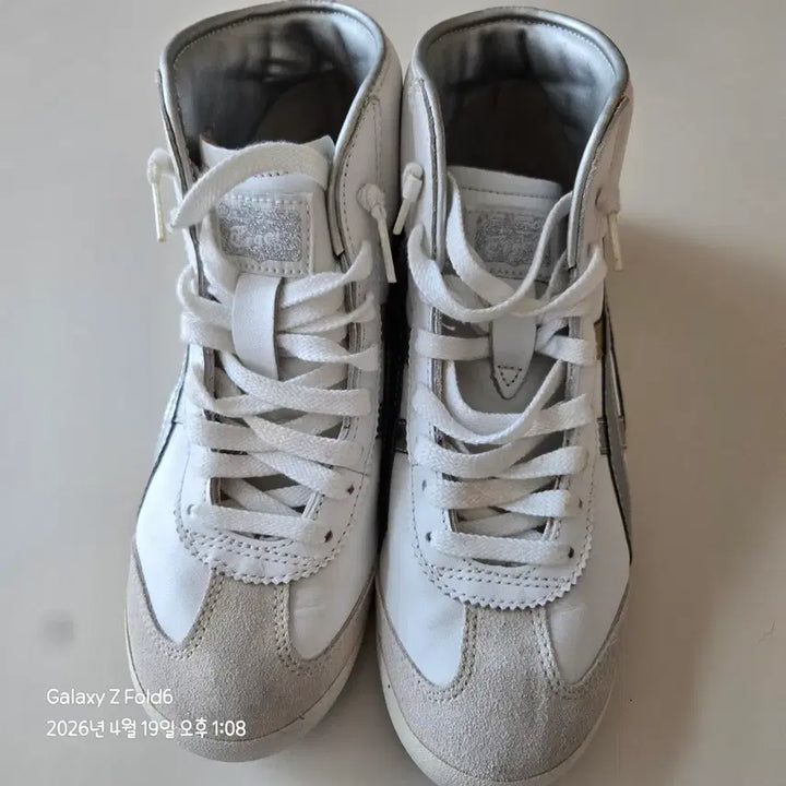[BUNJANG] Onitsuka Tiger Tokyo High Top Sneakers / 오니츠카타이거 토쿄 하이탑 250mm