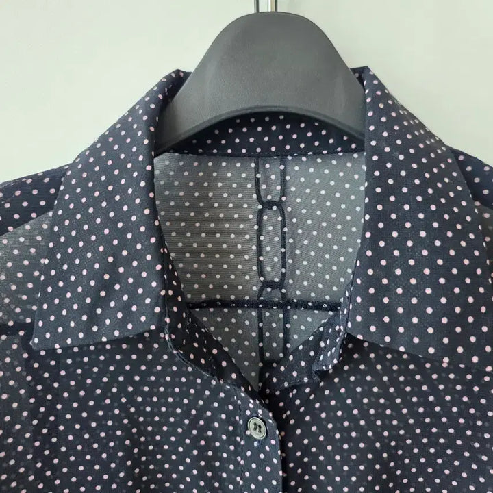 [SOLD OUT] F/도트 시폰 셔츠블라우스
