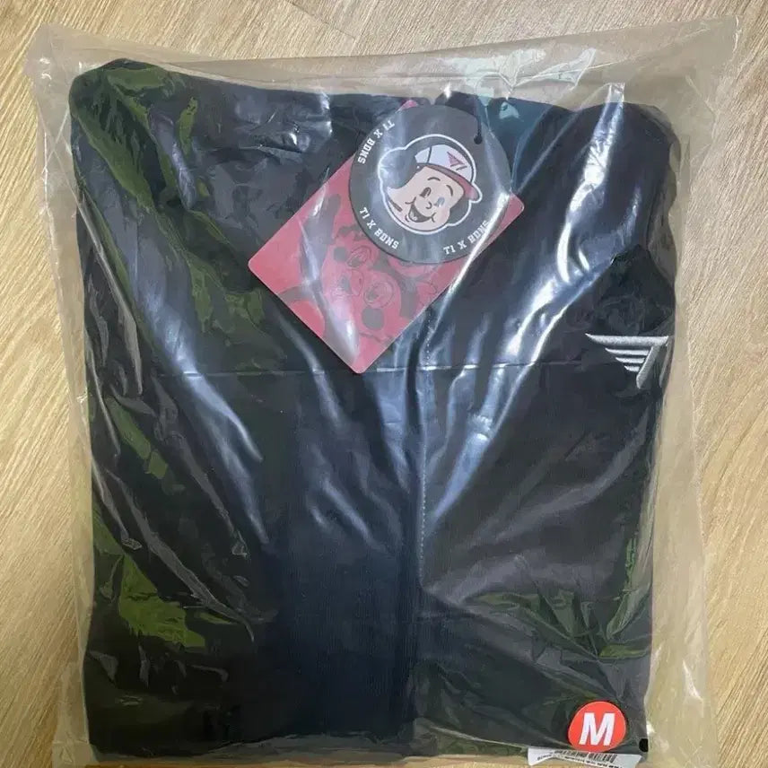 [BUNJANG] BBADERNS x T1 Player Hoodie Black M (Sealed) / 빠더너스 x T1 플레이어 후드 집업 블랙 m (미개봉)